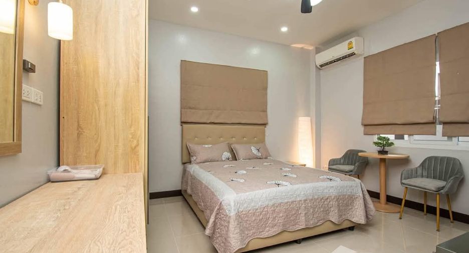 Villa en alquiler de 6 habitaciones en Bang Lamung, Chonburi
