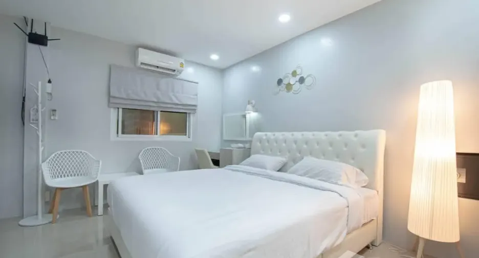 Villa en alquiler de 6 habitaciones en Bang Lamung, Chonburi