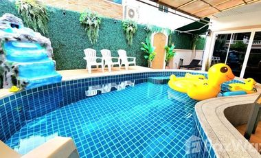 For rent 5 bedrooms villa in Bang Lamung, Chonburi