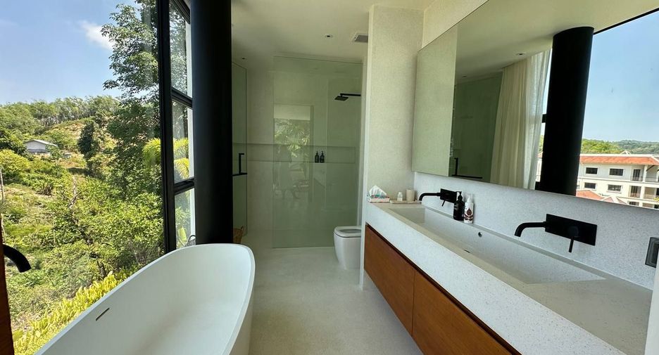 À louer 4 chambres villa à Thalang, Phuket