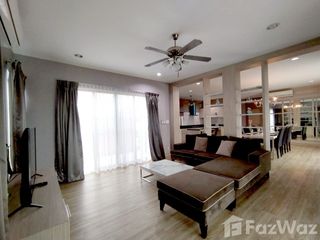 Villa en alquiler de 4 habitaciones en Bang Lamung, Chonburi