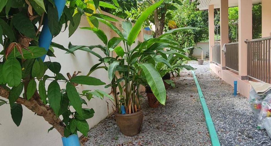 Villa zum Kauf mit 3 Zimmer in Sattahip, Chonburi