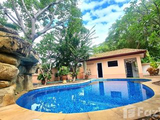 For sale 3 bedrooms villa in Bang Saray, Pattaya