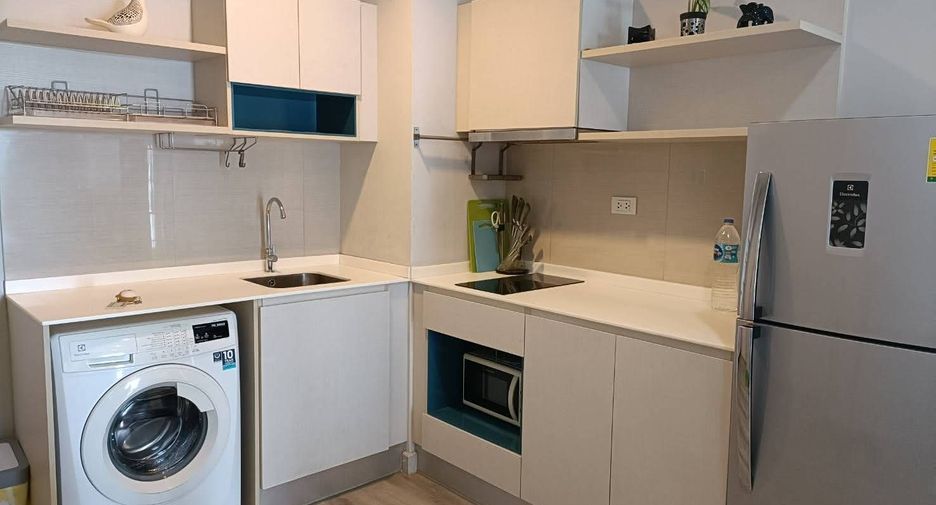 For sale 2 ベッドルーム condo in Bang Lamung, Chonburi