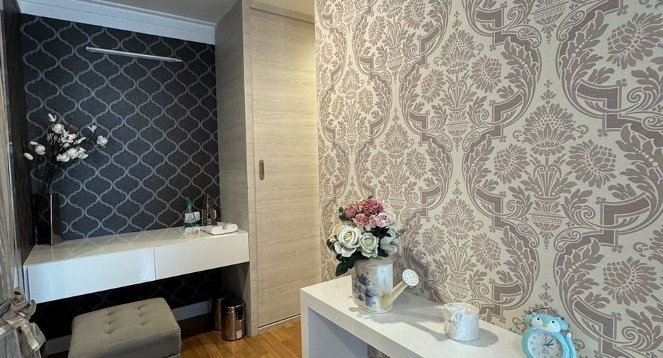 For rent 2 bedrooms condo in Mueang Udon Thani, Udon Thani