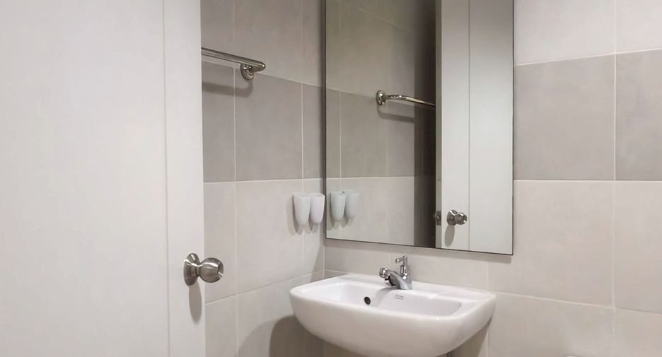For sale studio condo in Mueang Nonthaburi, Nonthaburi