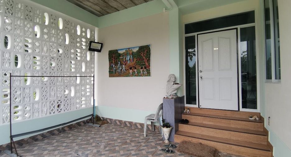 Haus zur Miete mit 3 Zimmer in Bang Lamung, Chonburi