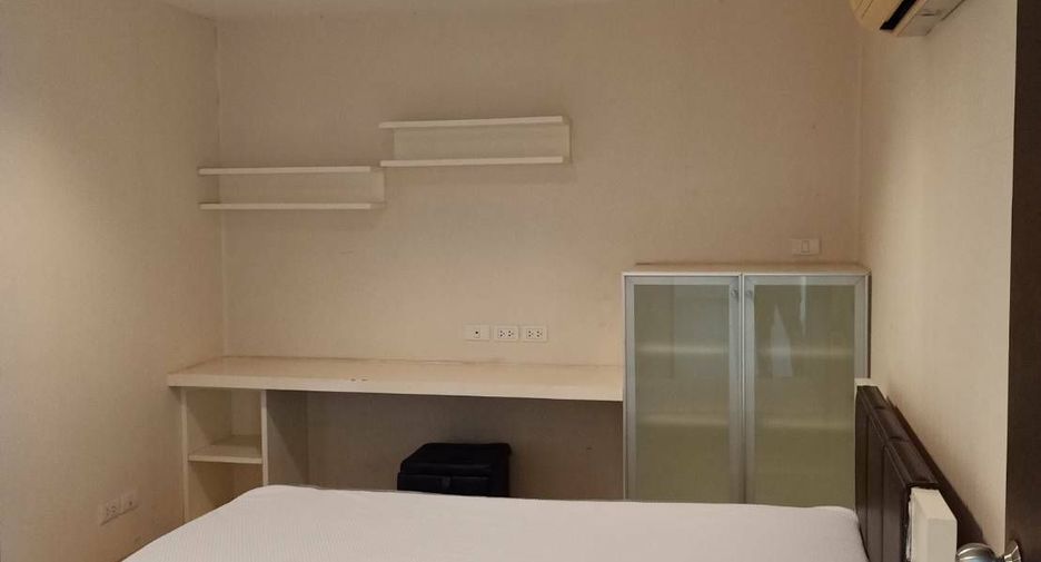 For sale 2 bedrooms condo in Wang Thonglang, Bangkok