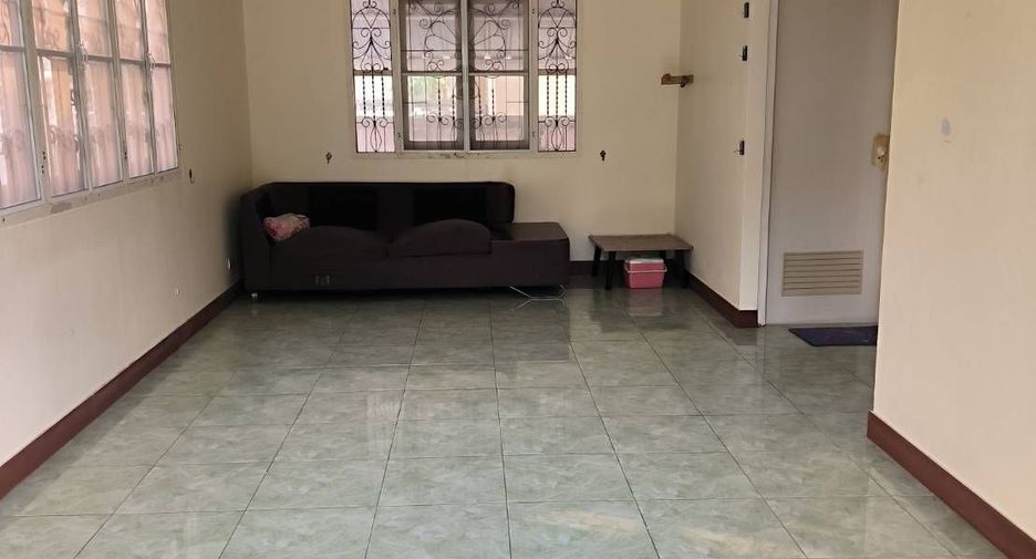 For sale 3 bedrooms house in Bang Phli, Samut Prakan