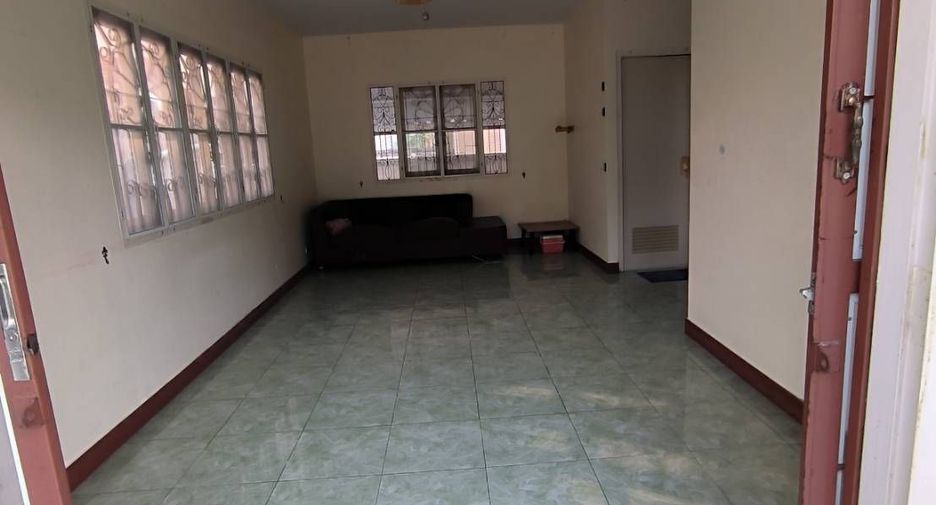 For sale 3 bedrooms house in Bang Phli, Samut Prakan