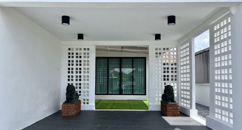 For rent 2 bedrooms house in Bang Lamung, Chonburi