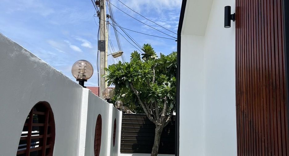 For rent 2 bedrooms house in Bang Lamung, Chonburi