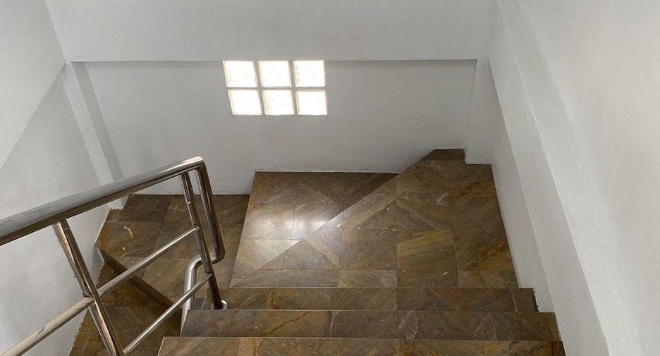Reihenhaus zur Miete mit 3 Zimmer in Bang Lamung, Chonburi