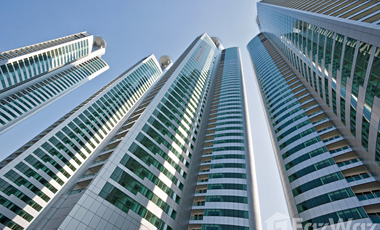 For sale 4 bedrooms condo in Khlong Toei, Bangkok