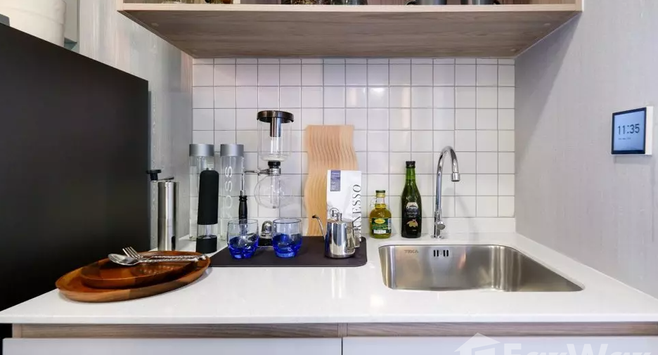 For sale 1 bed condo in Khlong Luang, Pathum Thani