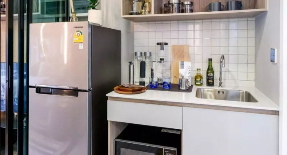 For sale 1 bed condo in Khlong Luang, Pathum Thani