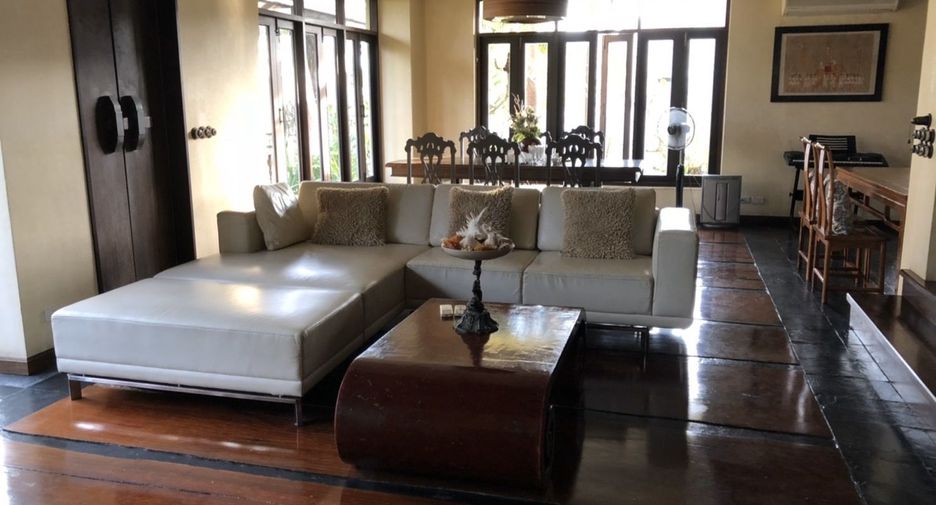 For rent 4 bedrooms house in Mueang Phuket, Phuket