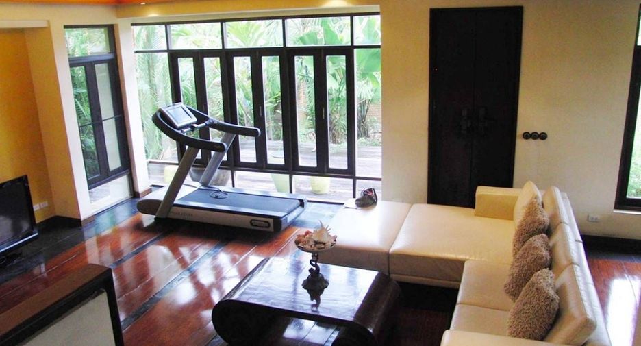 For rent 4 bedrooms house in Mueang Phuket, Phuket