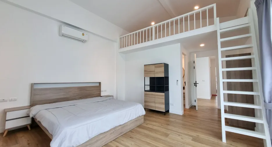 For rent 3 bedrooms villa in Mueang Phuket, Phuket