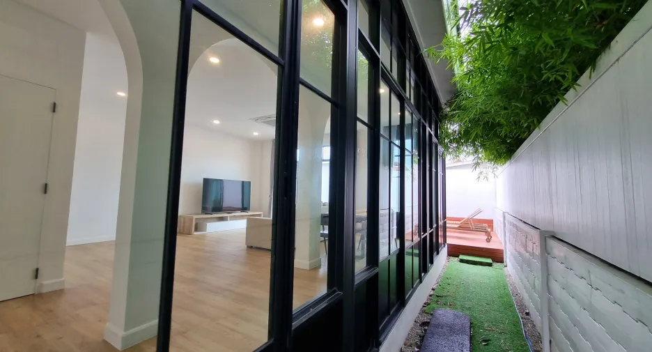 For rent 3 bedrooms villa in Mueang Phuket, Phuket