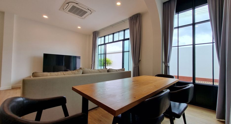 For rent 3 bedrooms villa in Mueang Phuket, Phuket