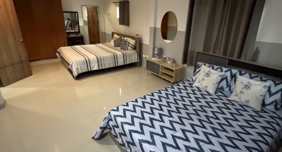 À louer 3 chambres villa à Huay Yai, Pattaya
