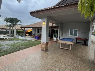 À louer 3 chambres villa à Bang Lamung, Chonburi