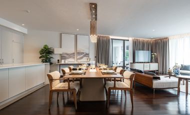 For sale 3 bedrooms condo in Watthana, Bangkok