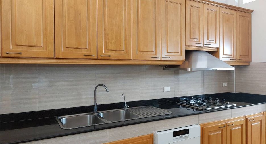 Продажа 3 спальни дом в Банг Сарай, Паттайя