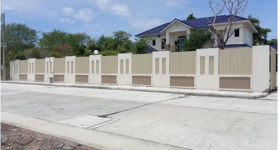 À vendre 5 chambres maison à Mueang Chon Buri, Chonburi