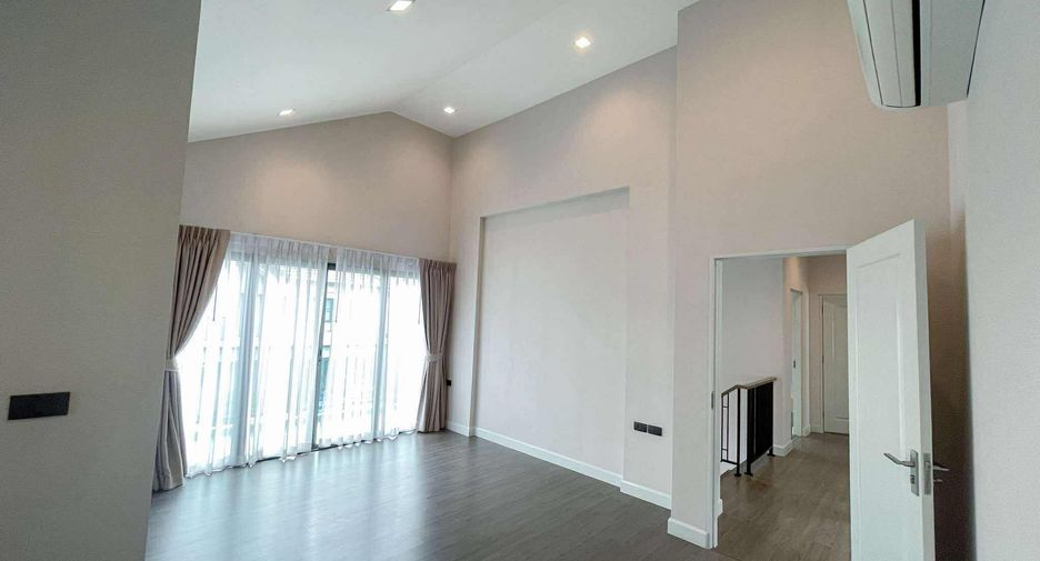 For sale and for rent 5 bedrooms house in Bang Kruai, Nonthaburi
