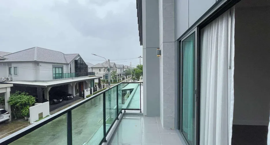 ขาย และ ให้เช่า 5 ห้องนอน บ้านเดี่ยว ใน บางกรวย, นนทบุรี