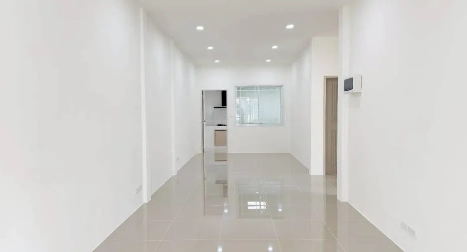 For sale 2 bedrooms townhouse in Thalang, Phuket