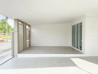 For sale 2 ベッドルーム townhouse in Thalang, Phuket