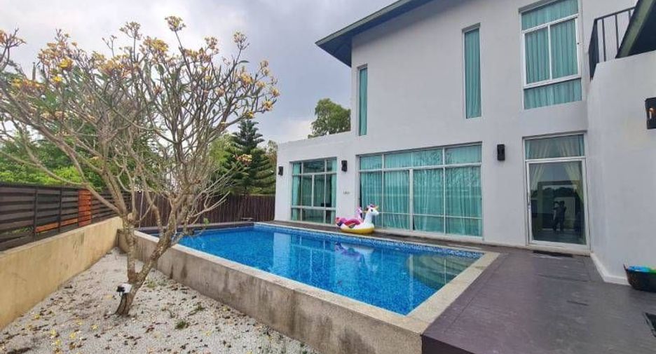 For rent 3 bedrooms villa in Sattahip, Chonburi