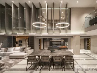 For sale 8 bedrooms condo in Watthana, Bangkok