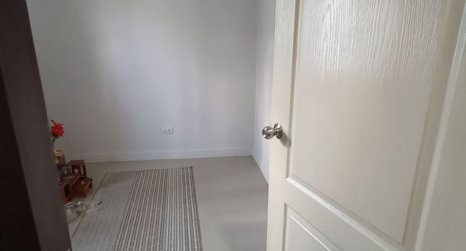 For sale 3 bedrooms townhouse in Mueang Khon Kaen, Khon Kaen