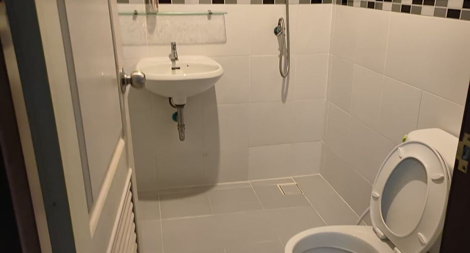 For sale 3 bedrooms townhouse in Mueang Khon Kaen, Khon Kaen