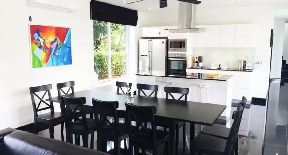 À vendre 5 chambres villa à Bang Lamung, Chonburi