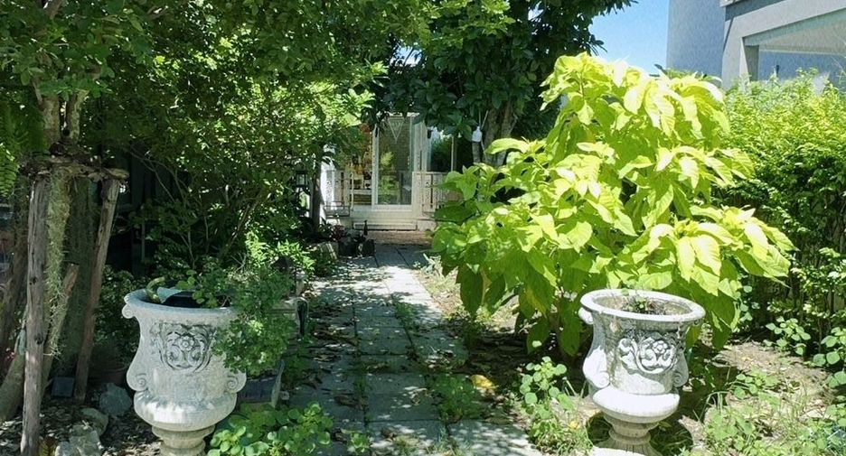 For sale 4 bedrooms house in Bang Bon, Bangkok