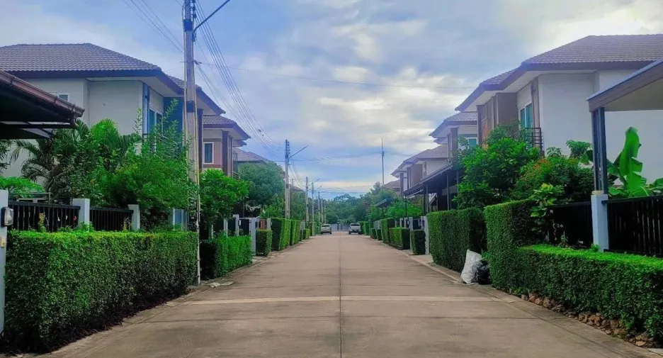 For rent 3 bedrooms house in Bang Lamung, Chonburi