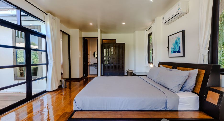 For sale 4 bedrooms villa in Ko Kut, Trat