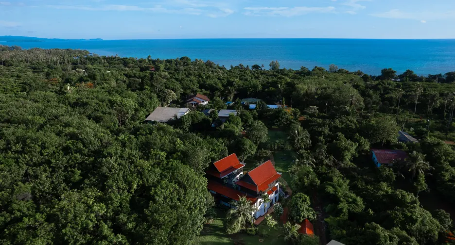 For sale 4 bedrooms villa in Ko Kut, Trat