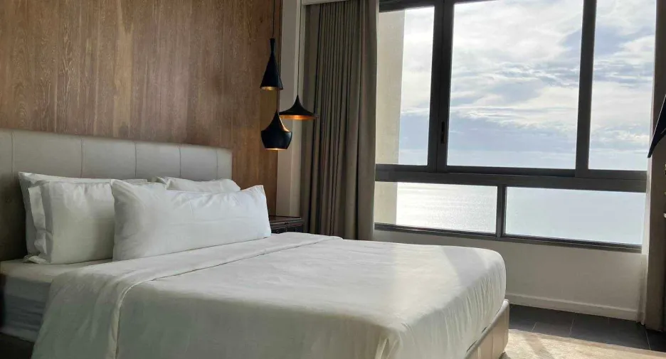 For rent 4 bedrooms condo in Bang Lamung, Chonburi
