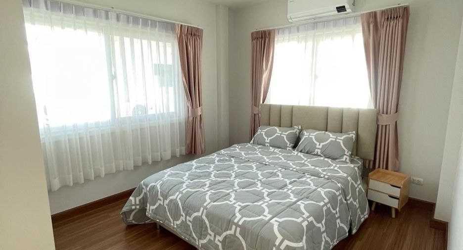 For sale 4 bedrooms house in Thalang, Phuket