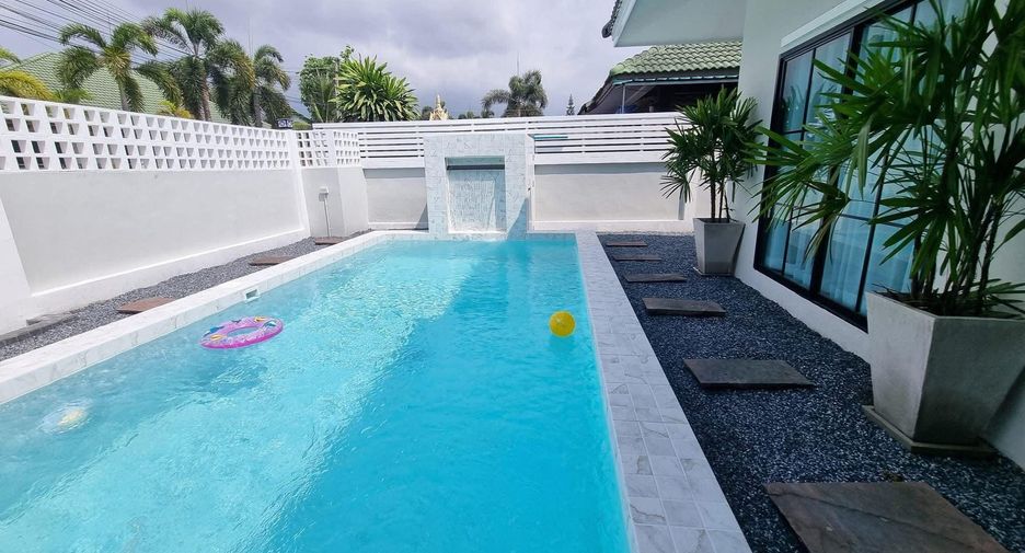 For rent 4 bedrooms house in Bang Lamung, Chonburi