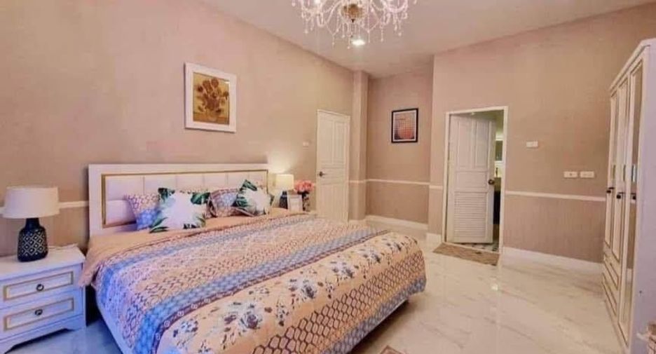 For rent 4 bedrooms house in Bang Lamung, Chonburi