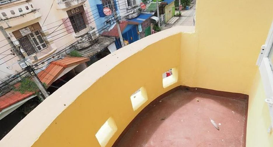 For sale 4 bedrooms townhouse in Bang Bua Thong, Nonthaburi