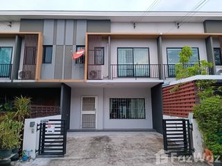 For sale 3 bedrooms townhouse in Don Mueang, Bangkok