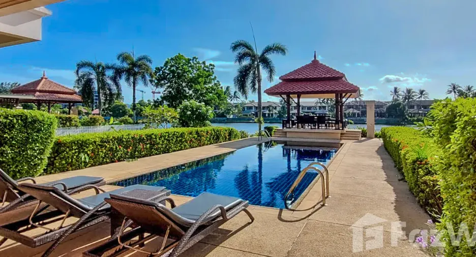 For rent 5 bedrooms villa in Thalang, Phuket
